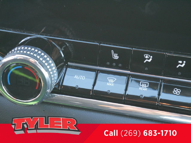 Used 2024 GMC Canyon Elevation w/ Elevation Premium Package AWD/4WD image 27