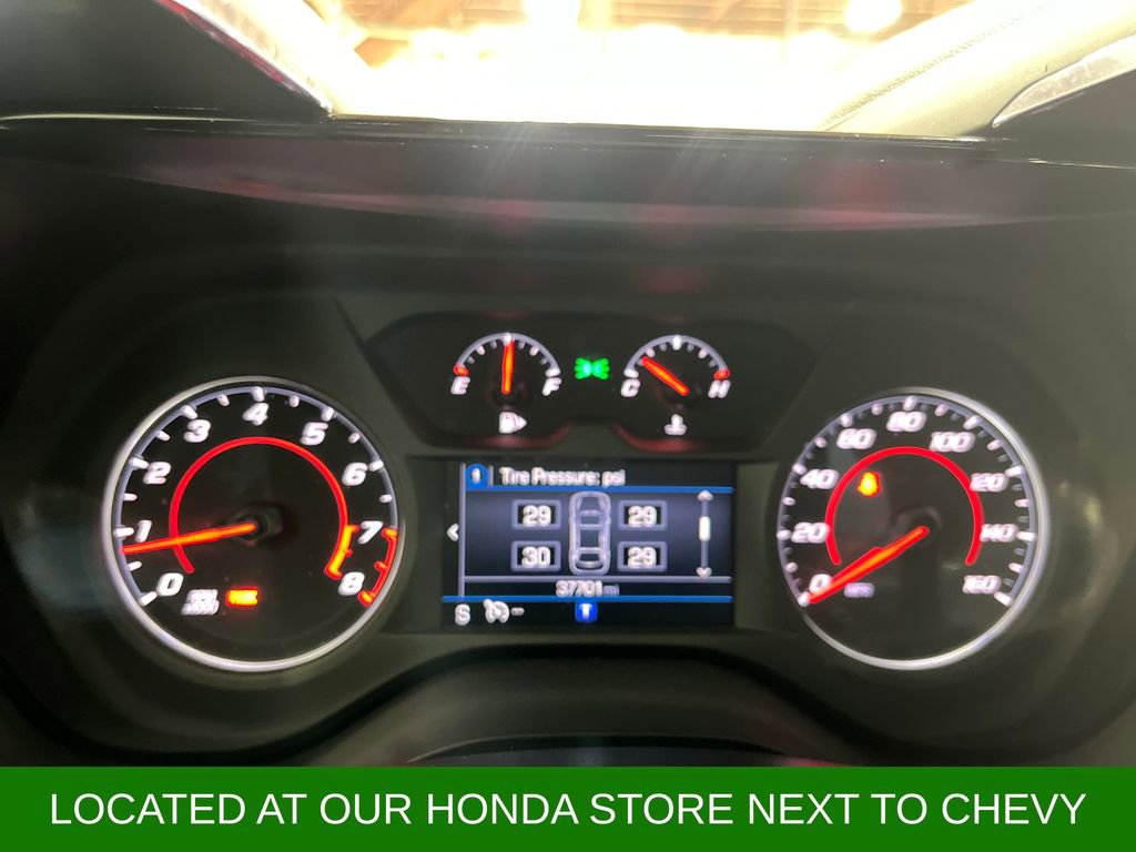 Used 2021 Chevrolet Camaro LT w/ RS Package image 21