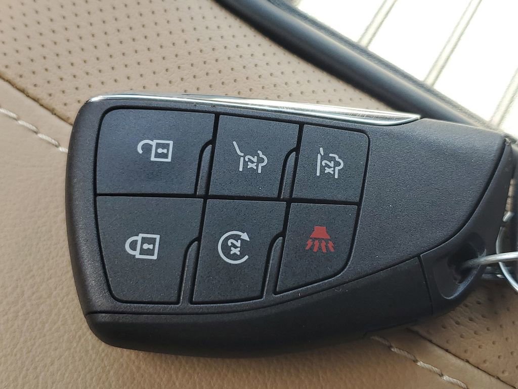 Used 2024 Chevrolet Suburban Premier image 41