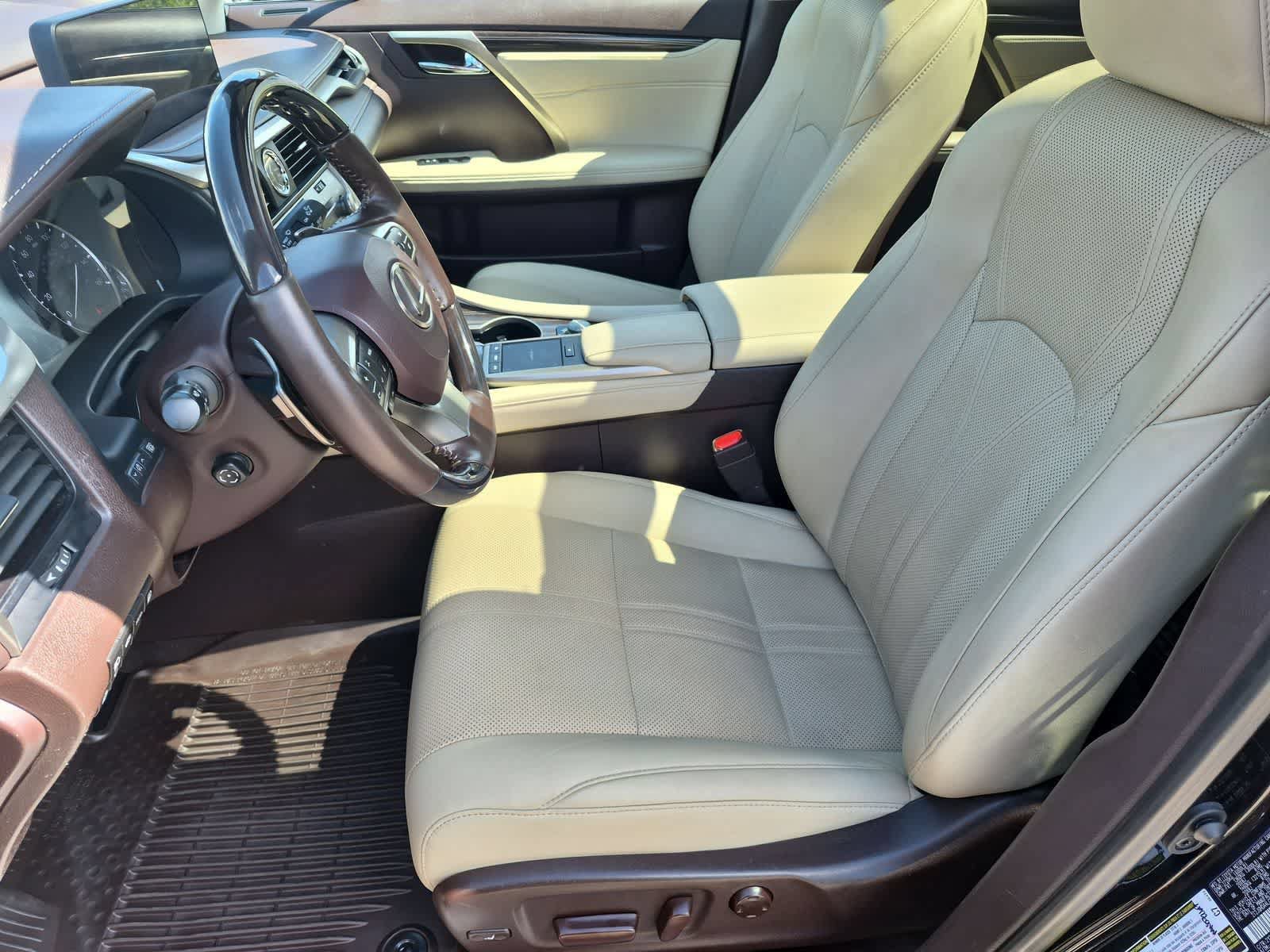 Used 2020 Lexus RX 450h AWD w/ Luxury Package image 16