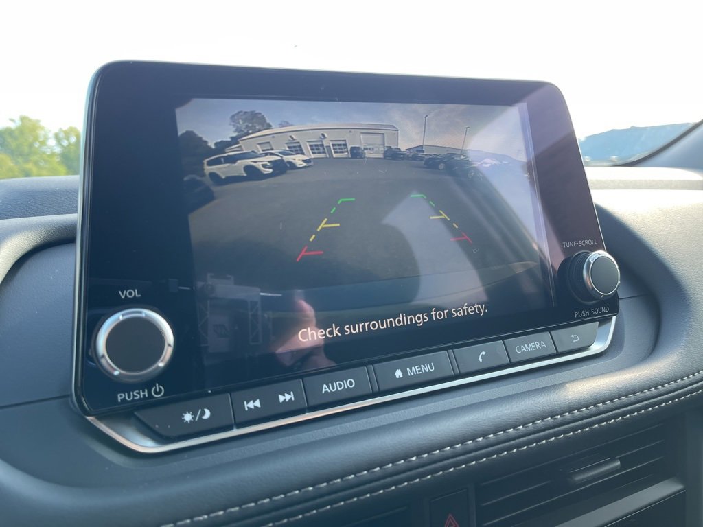 New 2026 Nissan Rogue S image 9