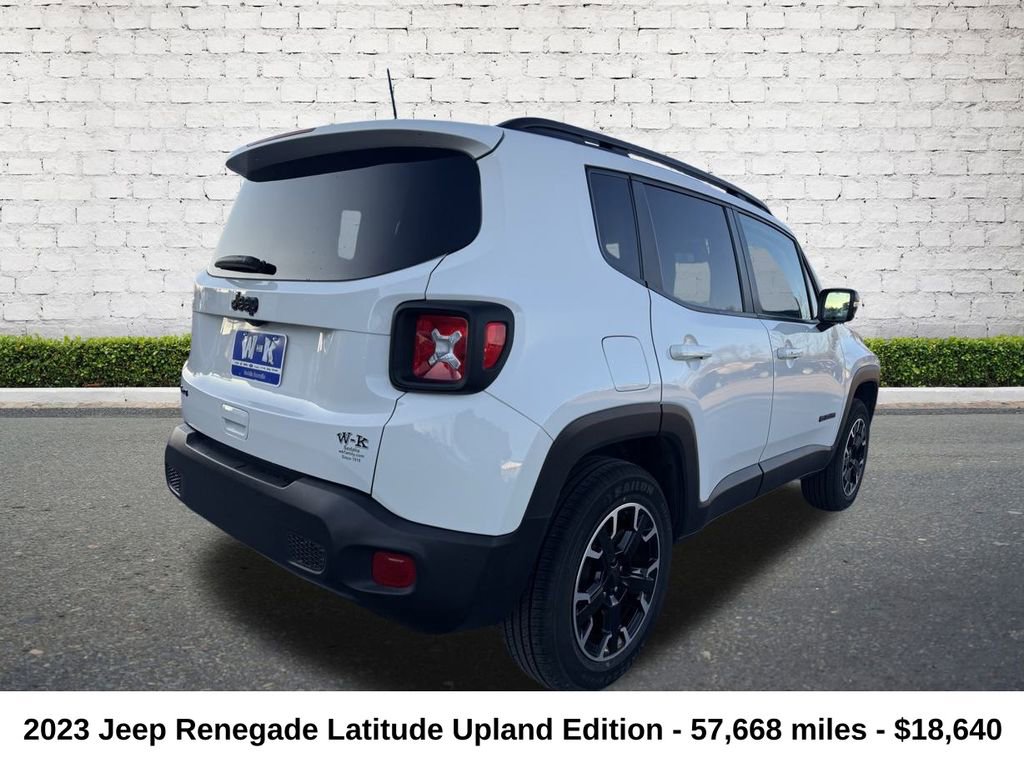Used 2023 Jeep Renegade Latitude image 3