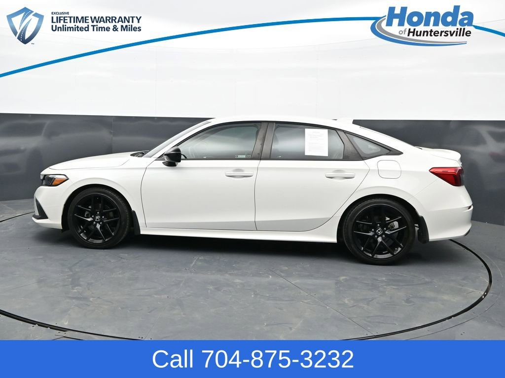 Used 2023 Honda Civic Sport image 5