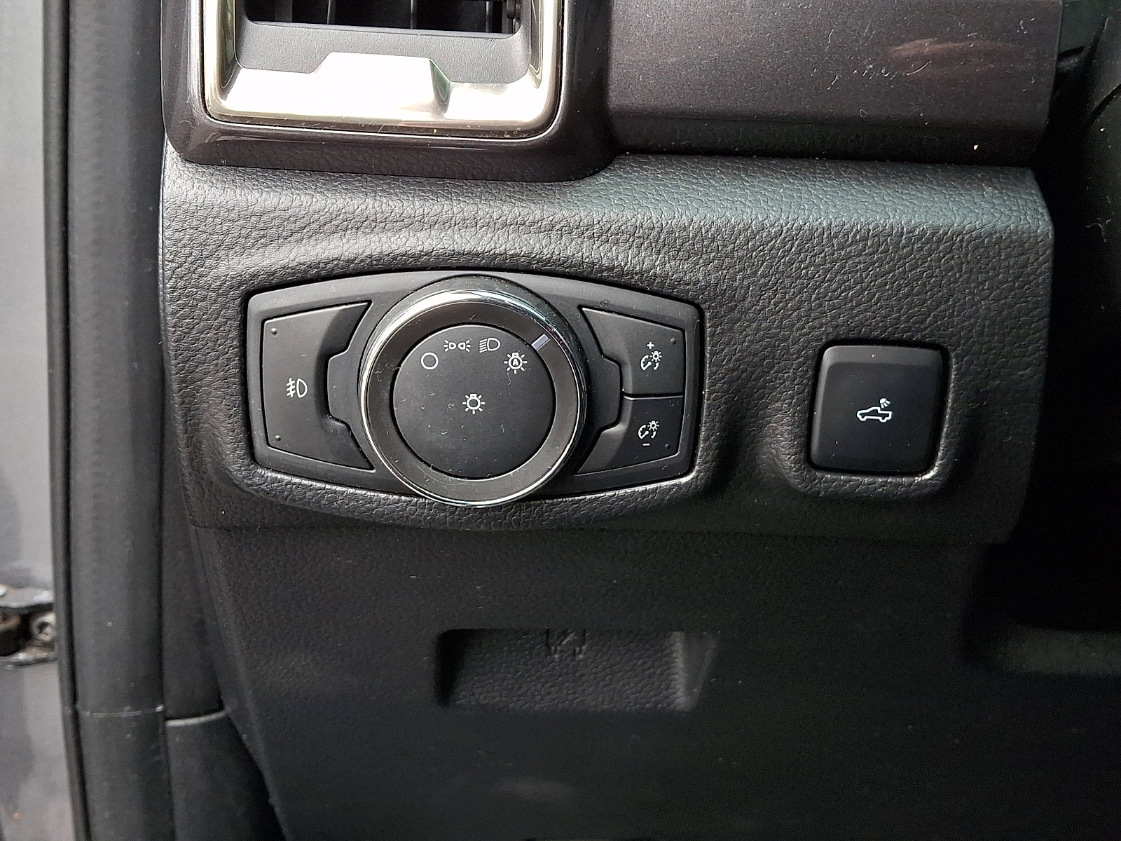 Certified 2021 Ford Ranger Lariat w/ Technology Package image 28