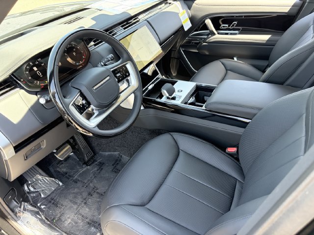 New 2026 Land Rover Range Rover Long Wheelbase SE AWD/4WD image 5
