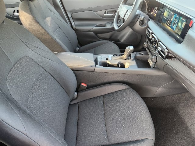 New 2027 Nissan Sentra S w/ Floor Mat Package FWD image 13