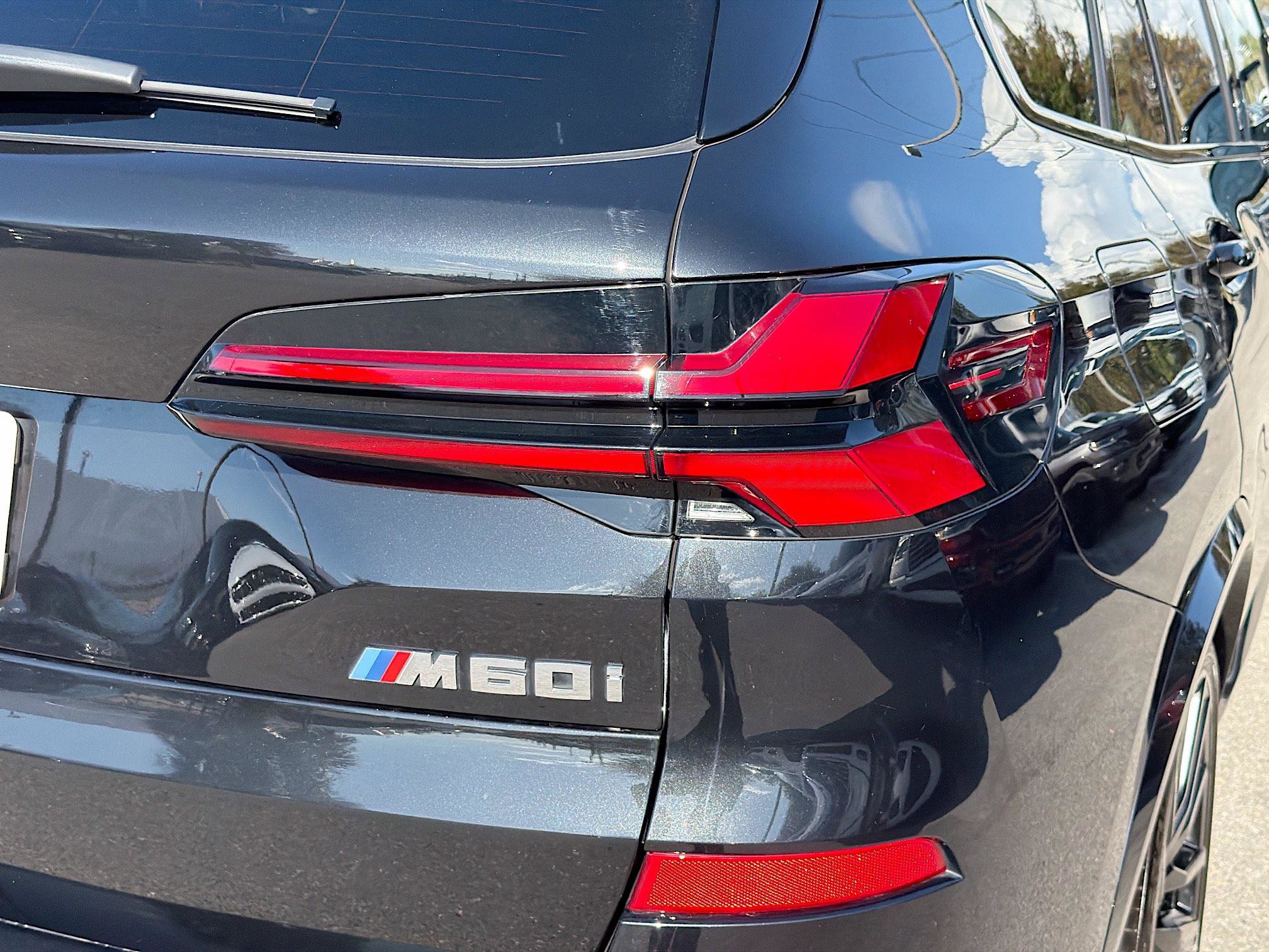 Used 2024 BMW X5 M60i w/ Climate Comfort Package image 10