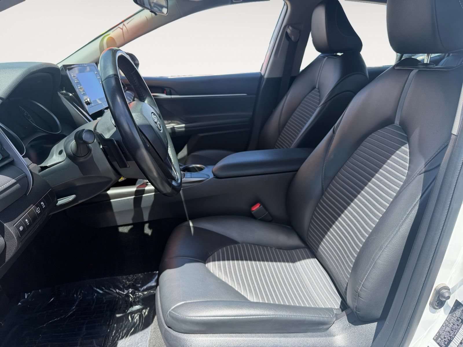Certified 2023 Toyota Camry SE FWD image 9
