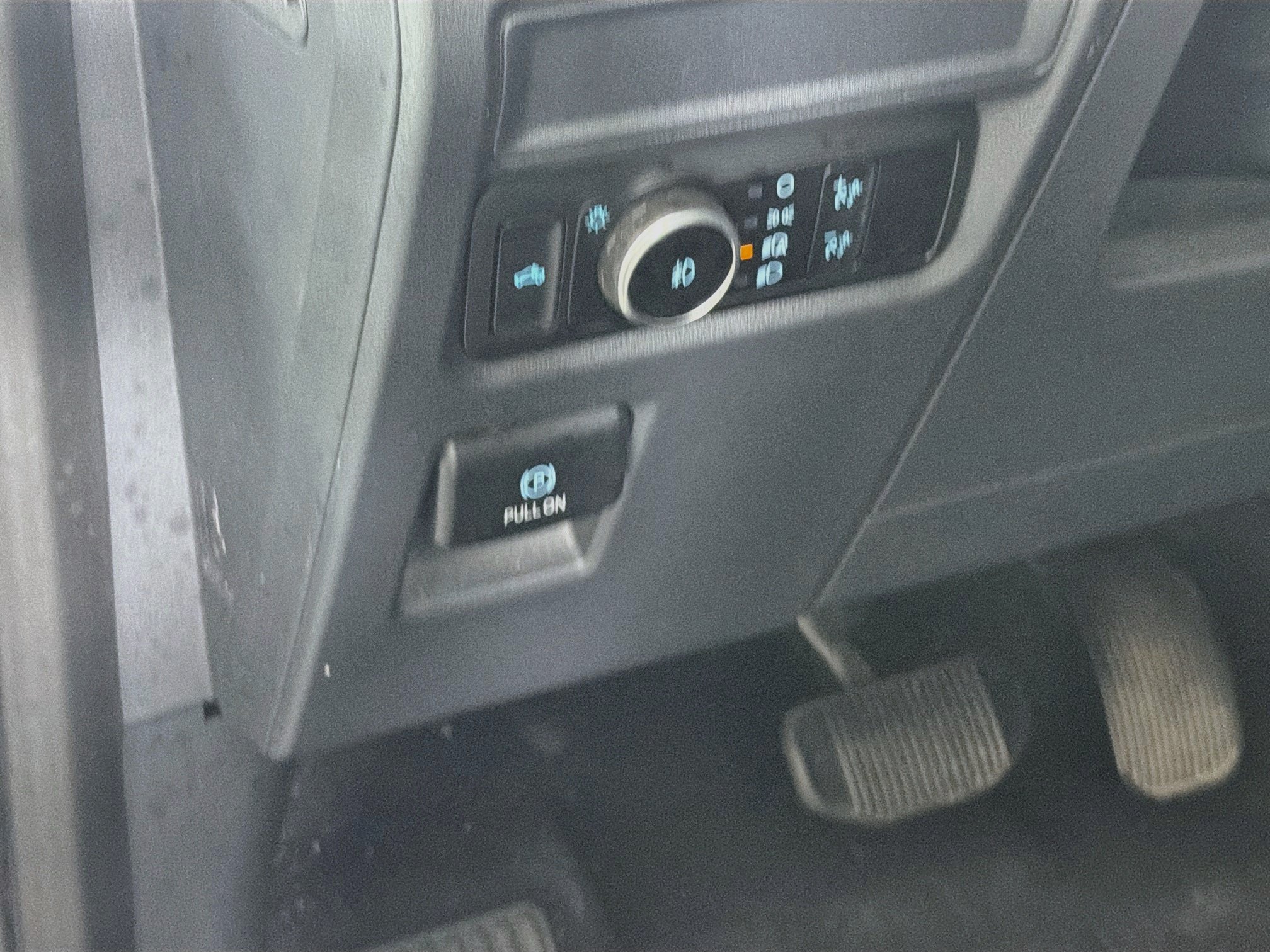 Used 2023 Ford F150 XLT w/ Equipment Group 301A Mid AWD/4WD image 16