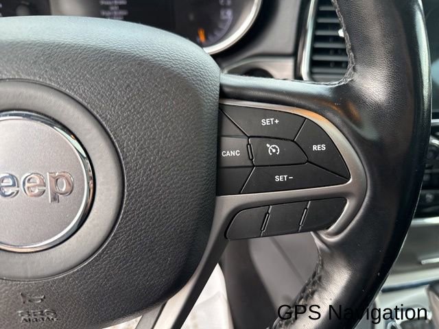 Used 2020 Jeep Grand Cherokee Altitude AWD/4WD image 18