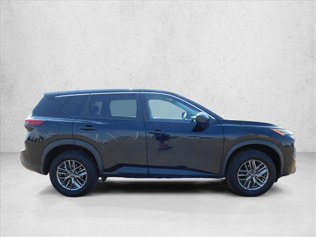 Used 2024 Nissan Rogue S FWD image 7
