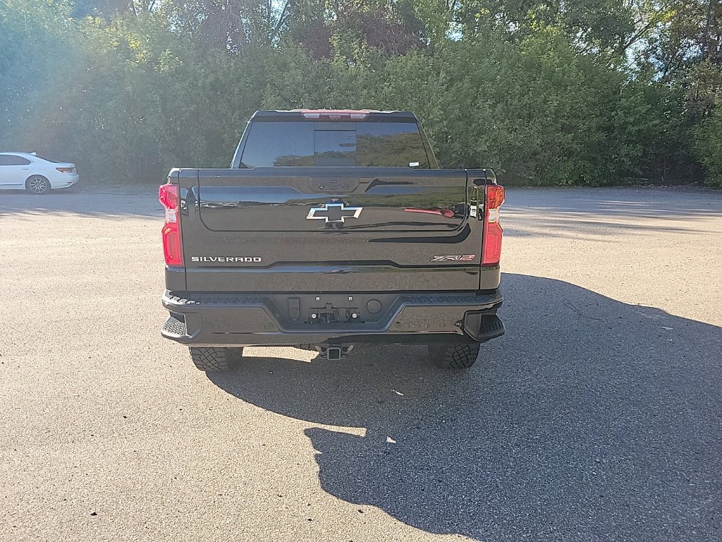 Used 2023 Chevrolet Silverado 1500 ZR2 AWD/4WD image 16