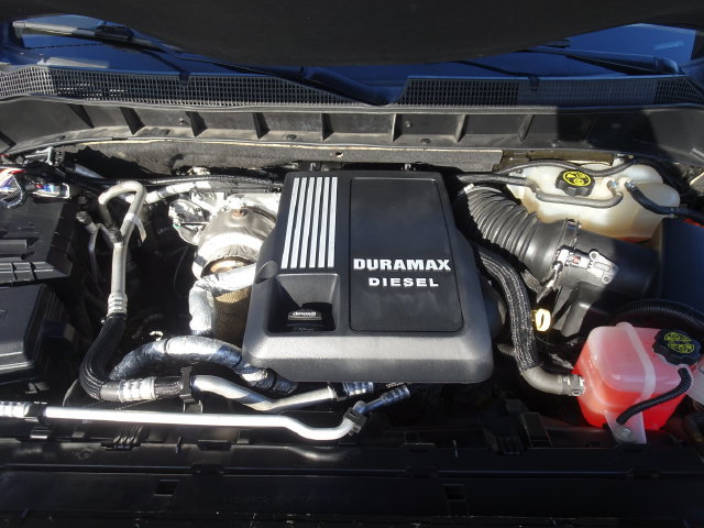 Used 2020 Chevrolet Silverado 1500 LT w/ Texas Edition RWD image 13