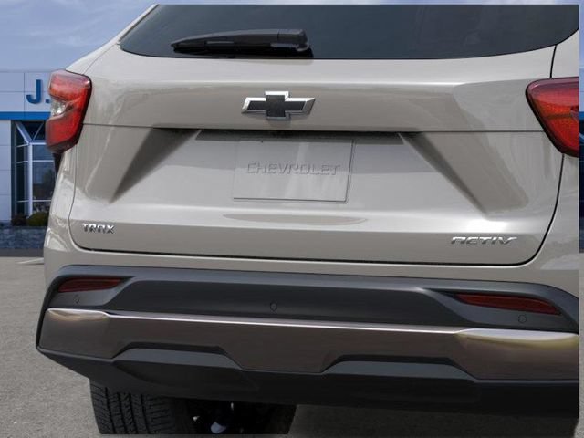 New 2026 Chevrolet Trax ACTIV w/ Driver Confidence Package FWD image 14