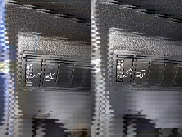 Certified 2025 Toyota Corolla LE image 16