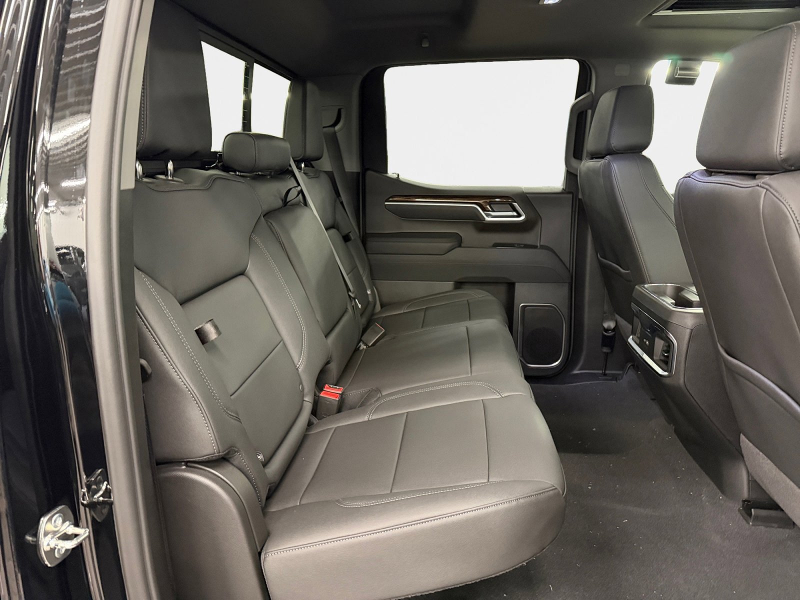 New 2026 GMC Sierra 1500 Elevation w/ Elevation Premium Package AWD/4WD image 11