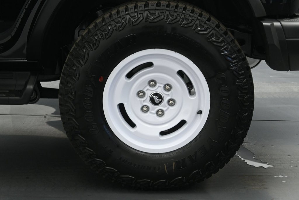 New 2026 Ford Bronco Heritage Edition AWD/4WD image 21