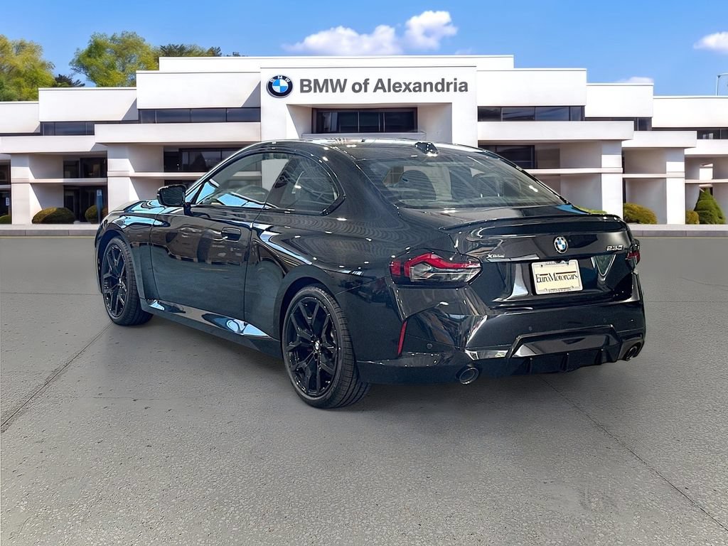 Used 2026 BMW 230i xDrive Coupe w/ Premium Package AWD/4WD image 5