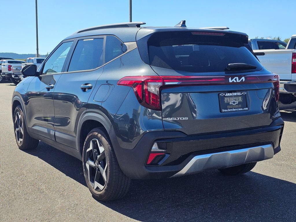 Used 2025 Kia Seltos S FWD image 5