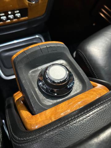 Used 2006 Rolls-Royce Phantom Sedan RWD image 20