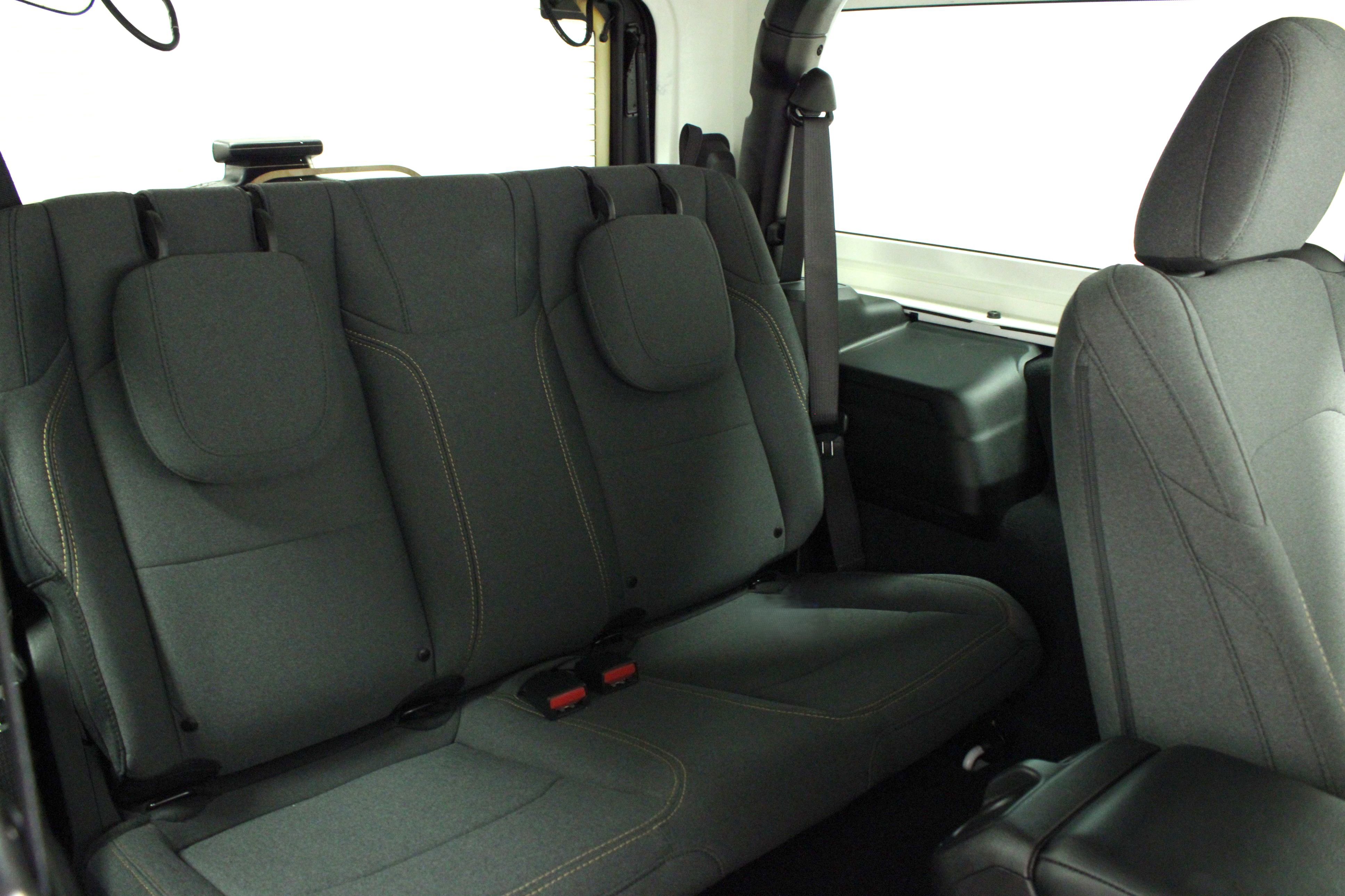 Used 2024 Jeep Wrangler Sport S AWD/4WD image 22