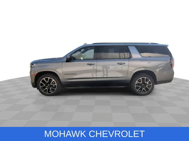 Used 2022 Chevrolet Suburban RST w/ Luxury Package AWD/4WD image 5