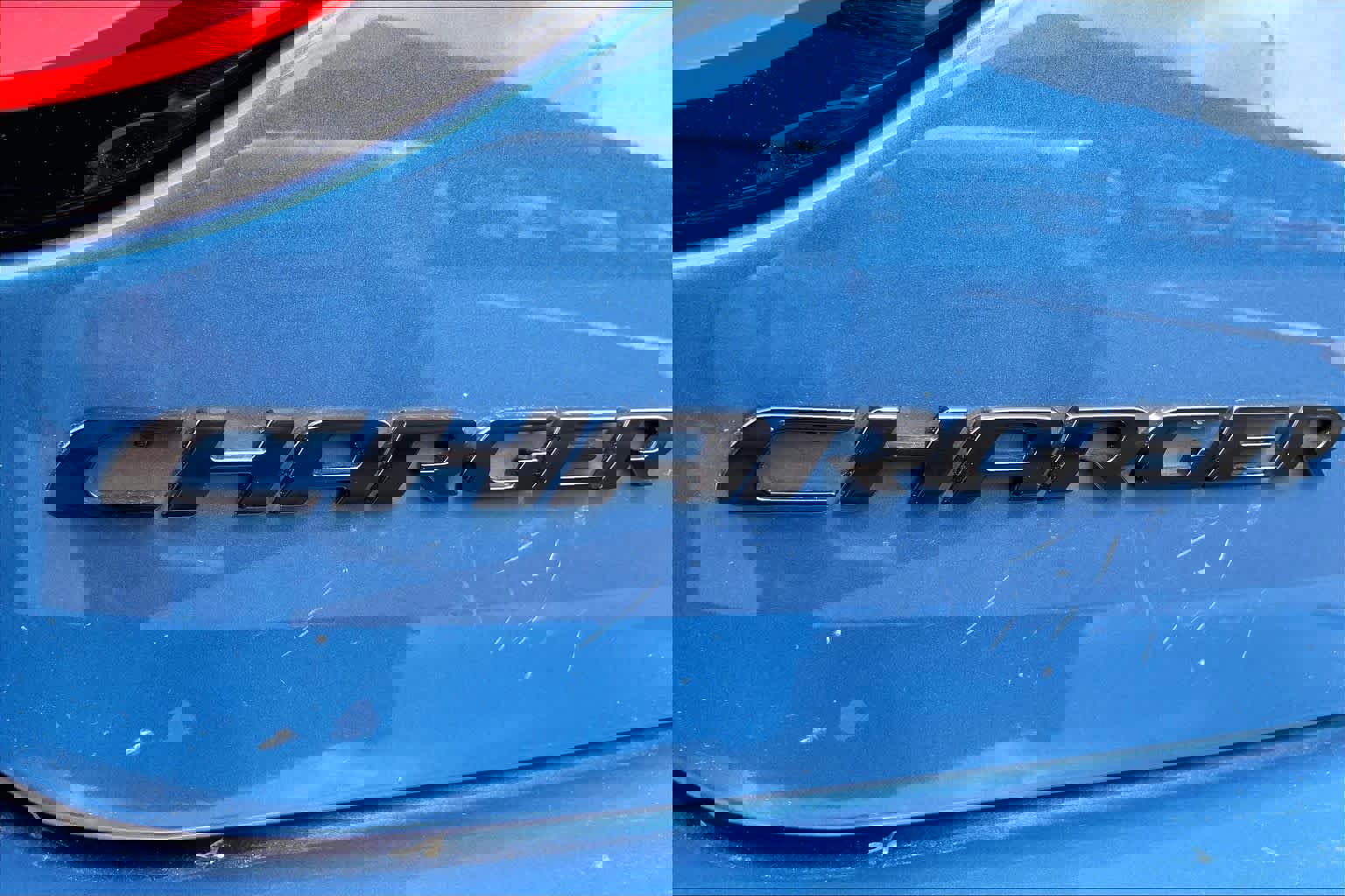 Used 2021 Dodge Charger SXT w/ Blacktop Package RWD image 9