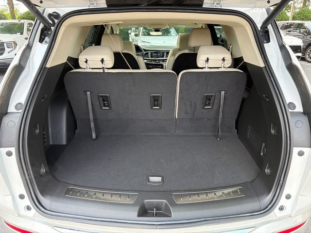 Used 2024 Buick Enclave Essence w/ Experience Buick Package FWD image 18