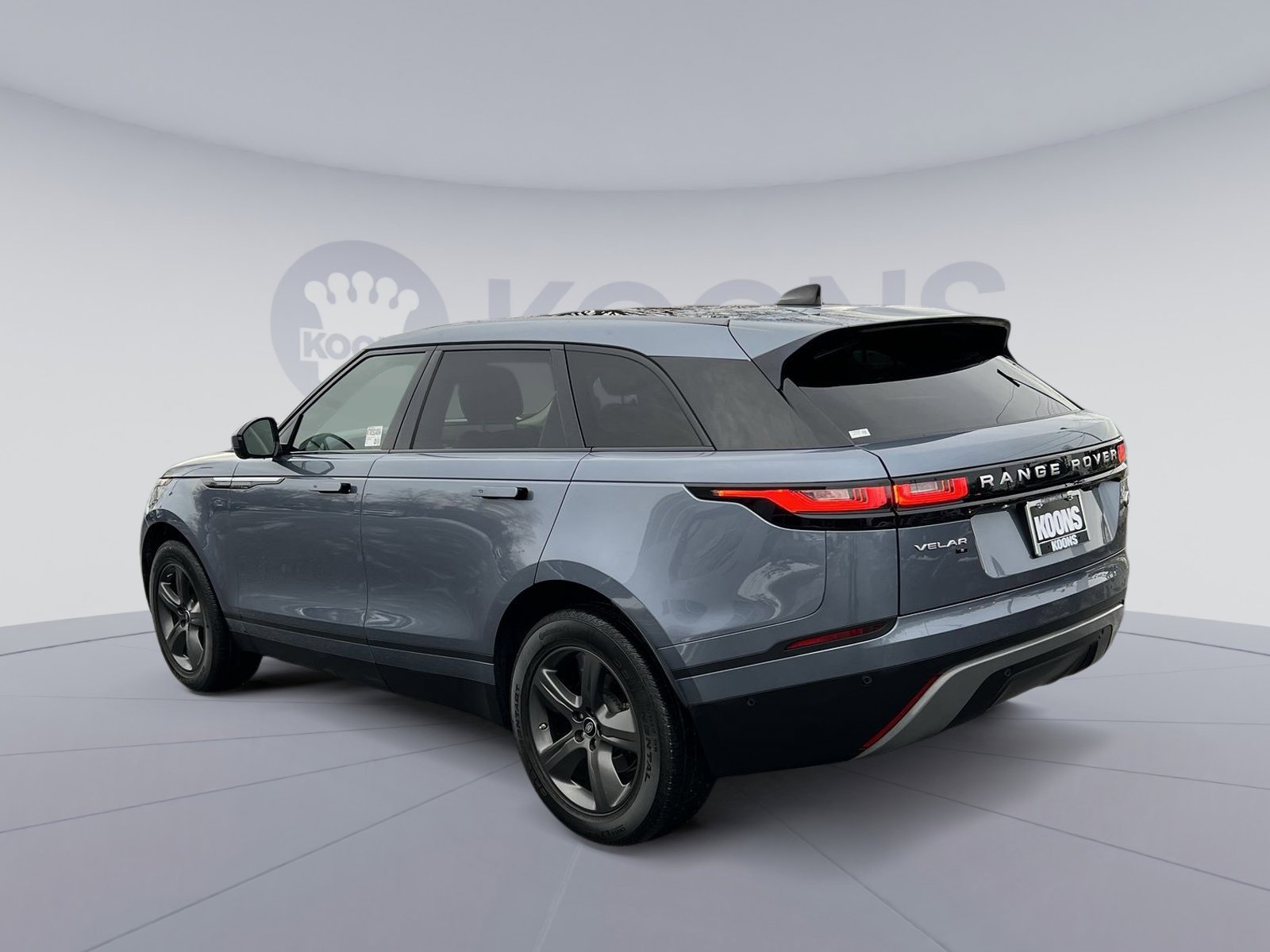 Used 2021 Land Rover Range Rover Velar S image 4