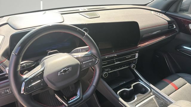 Used 2024 Chevrolet Traverse RS w/ LPO, Floor Liner Package AWD/4WD image 8