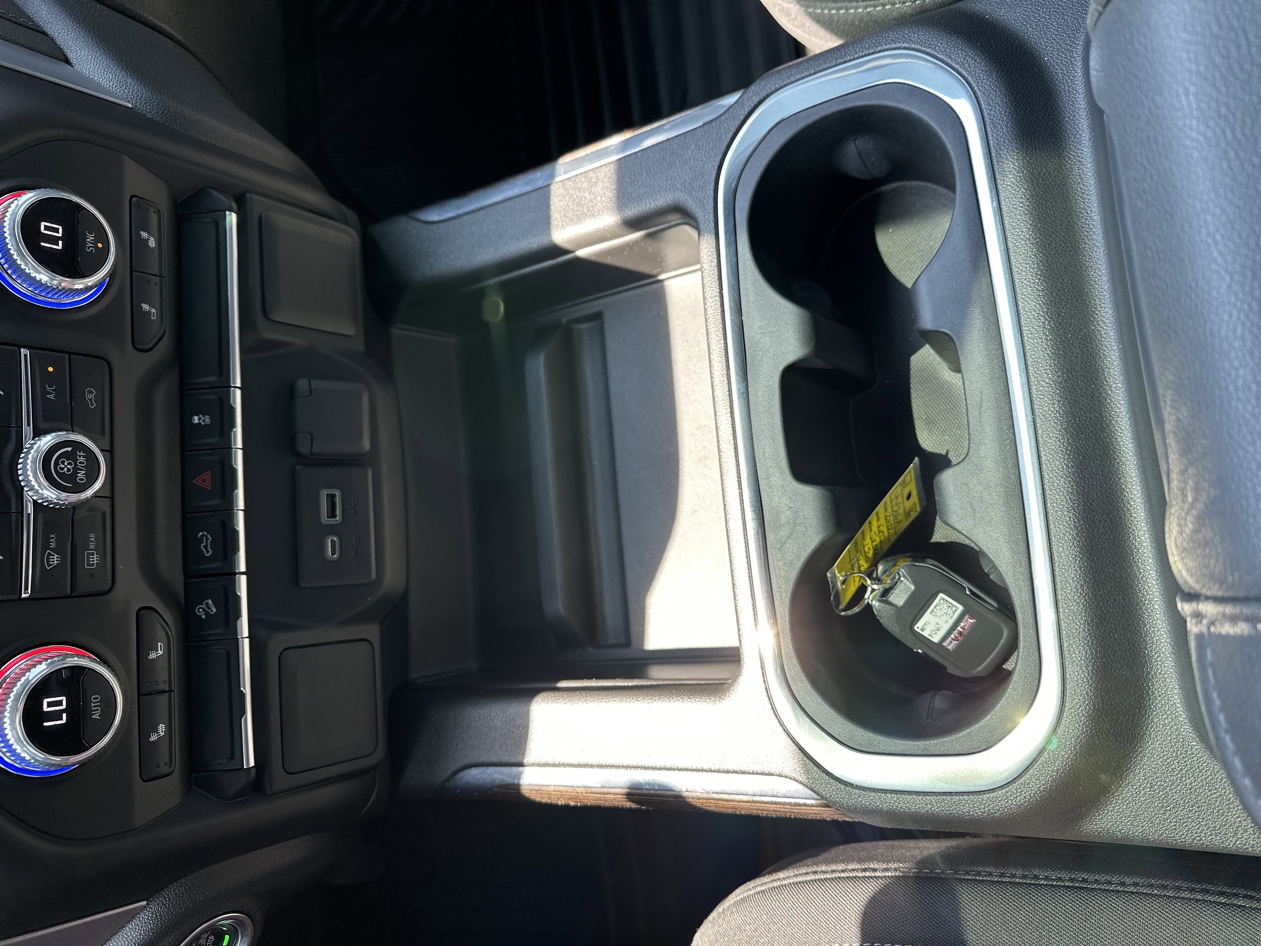 Used 2022 GMC Sierra 1500 Elevation w/ X31 Off-Road Package image 23