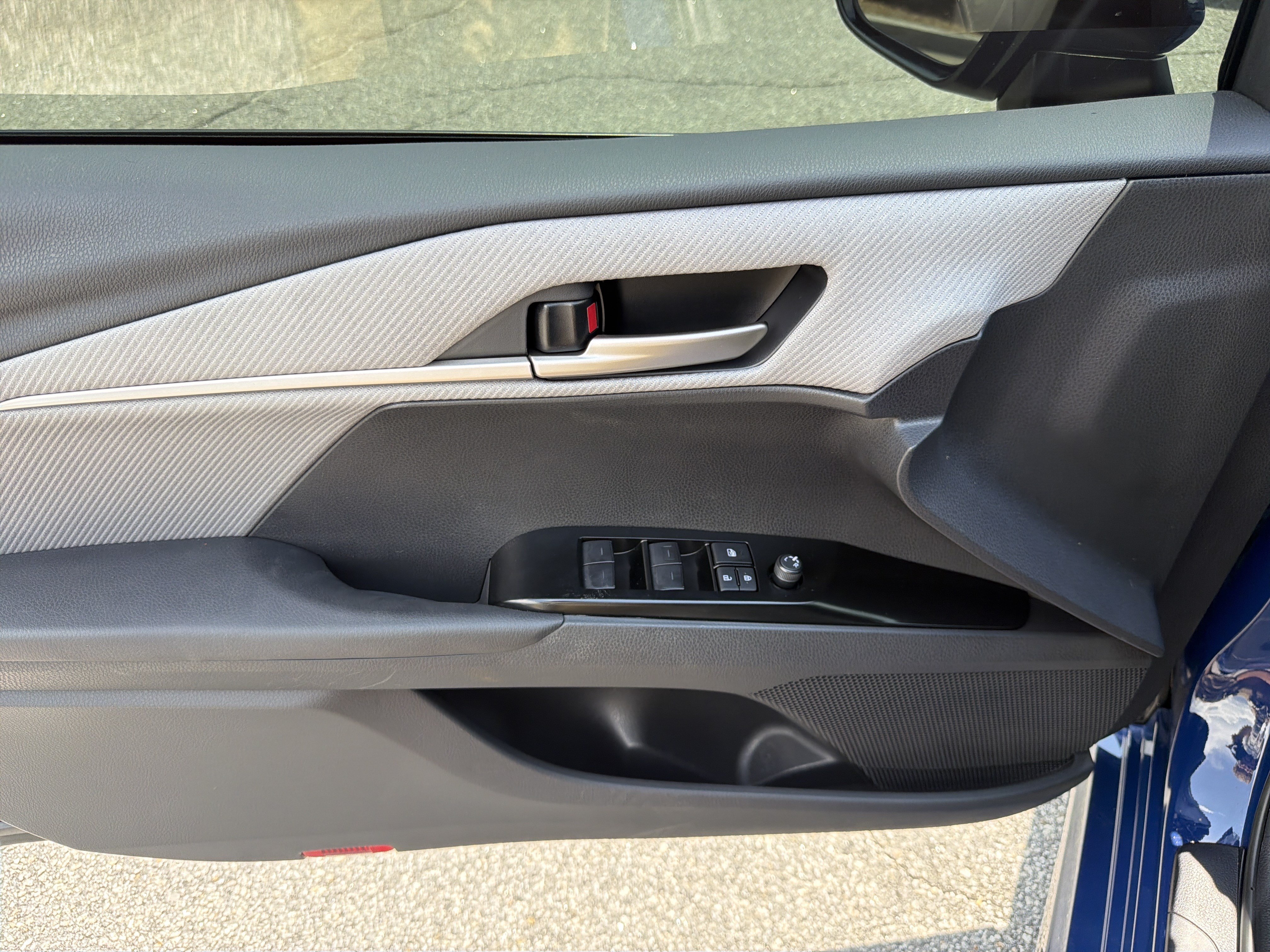 Certified 2025 Toyota Camry SE w/ Multimedia Upgrade Package FWD image 20
