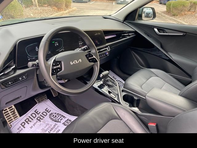Used 2023 Kia Niro EX Touring image 6