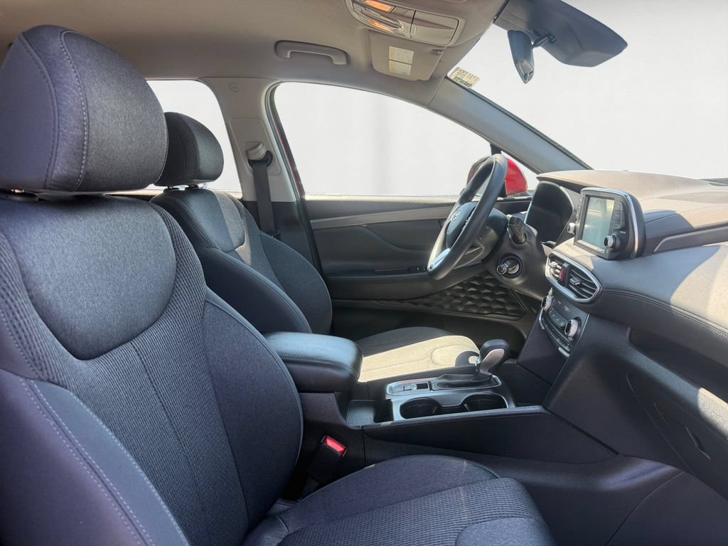 Used 2019 Hyundai Santa Fe SE AWD/4WD image 16