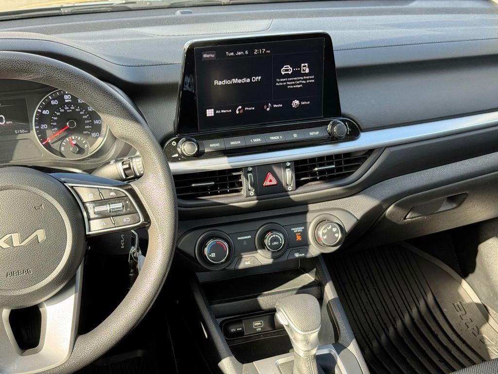 Used 2024 Kia Forte LX image 20