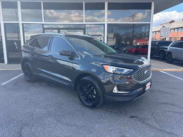 Used 2024 Ford Edge SEL w/ Convenience Package image 2