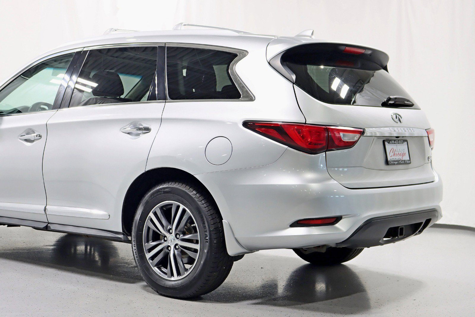 Used 2017 INFINITI QX60 Luxe AWD/4WD image 10