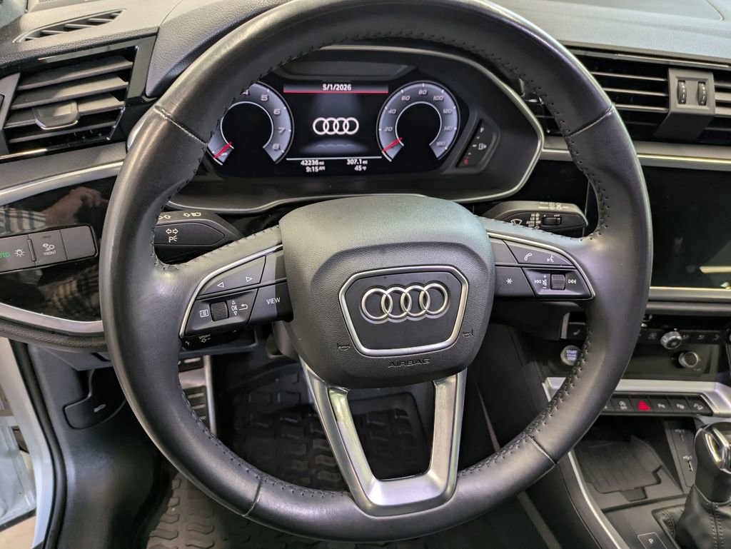 Used 2020 Audi Q3 2.0T Prestige w/ Prestige Package AWD/4WD image 18