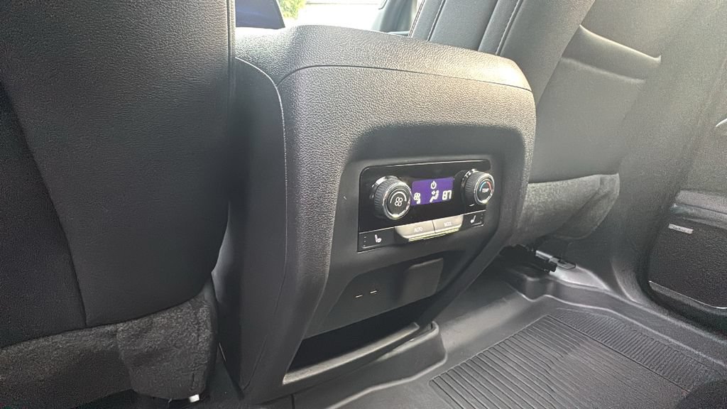 Used 2026 Chevrolet Traverse RS w/ LPO, Floor Liner Package AWD/4WD image 27