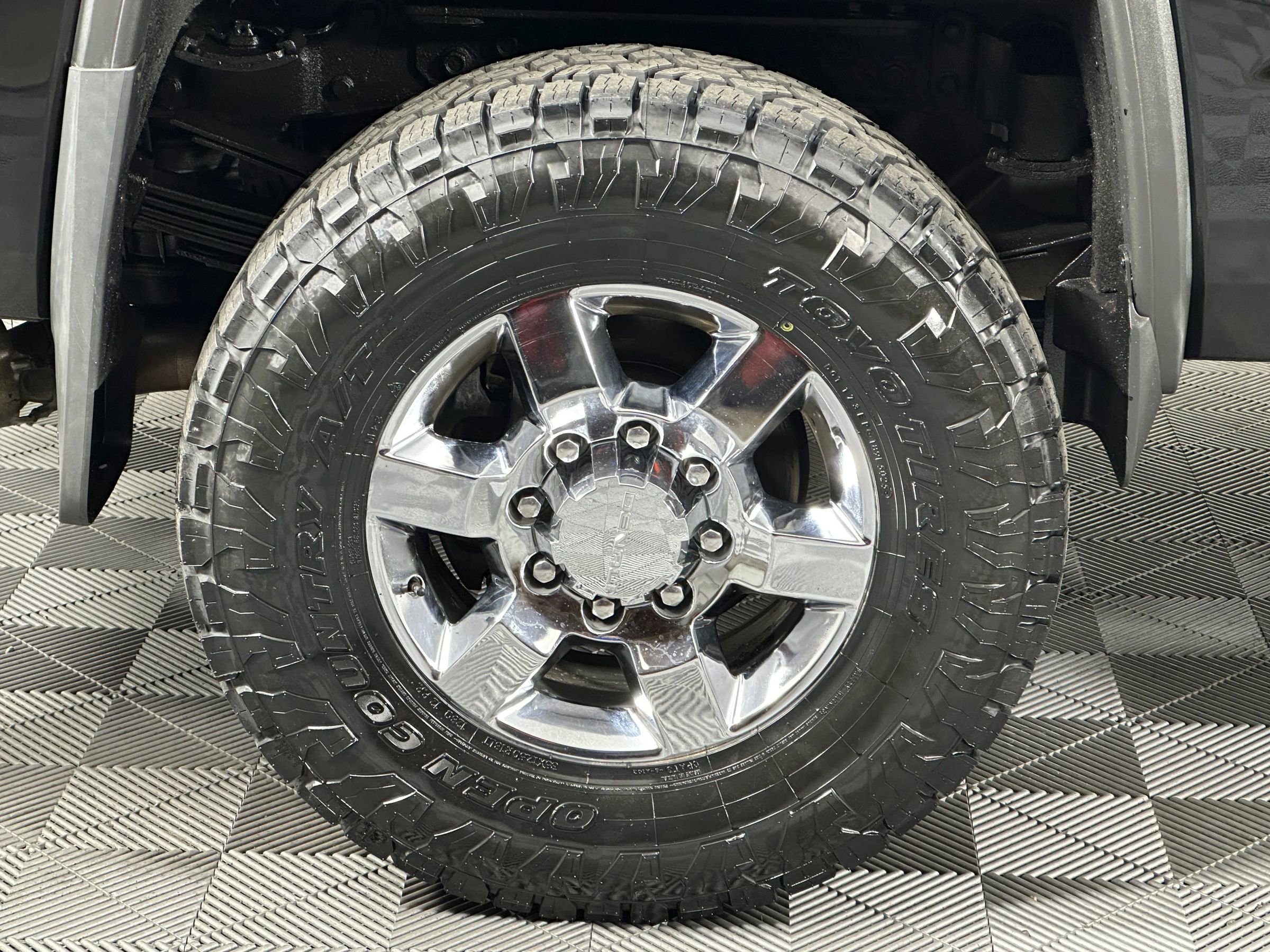 Used 2017 GMC Sierra 3500 Denali image 15