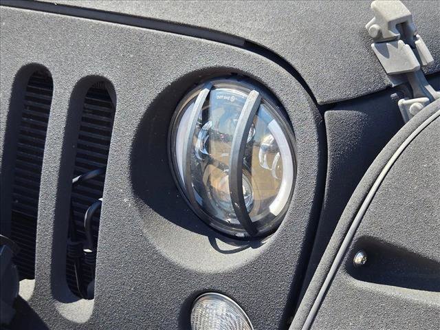 Used 2018 Jeep Wrangler Unlimited Sport S AWD/4WD image 7
