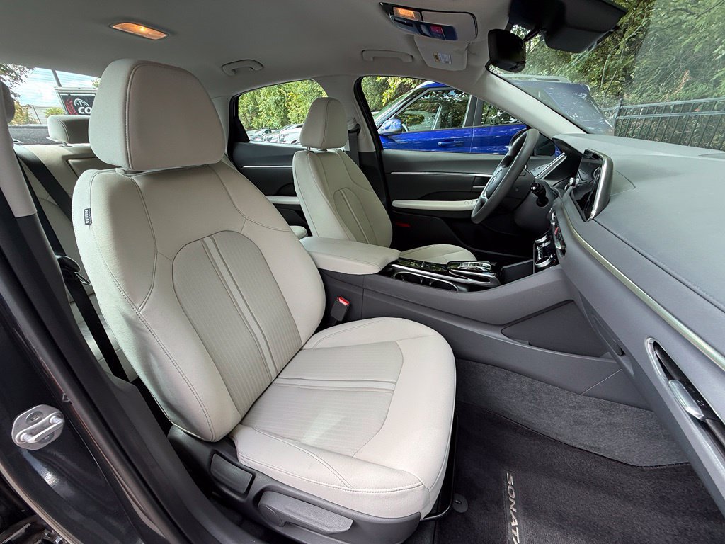Certified 2023 Hyundai Sonata SEL w/ Preferred Accessory Package FWD image 41