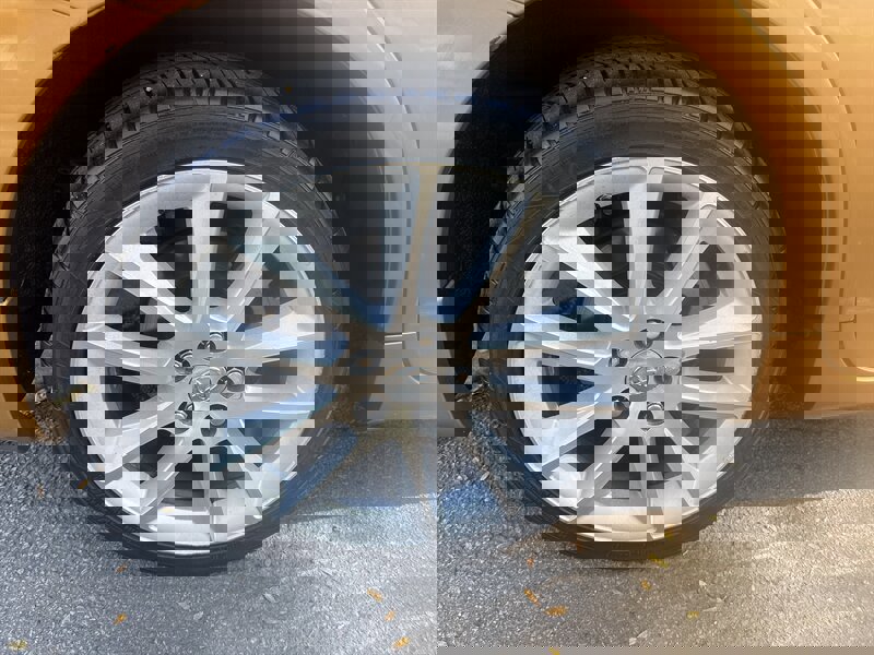 Used 2009 Toyota Matrix XRS image 22