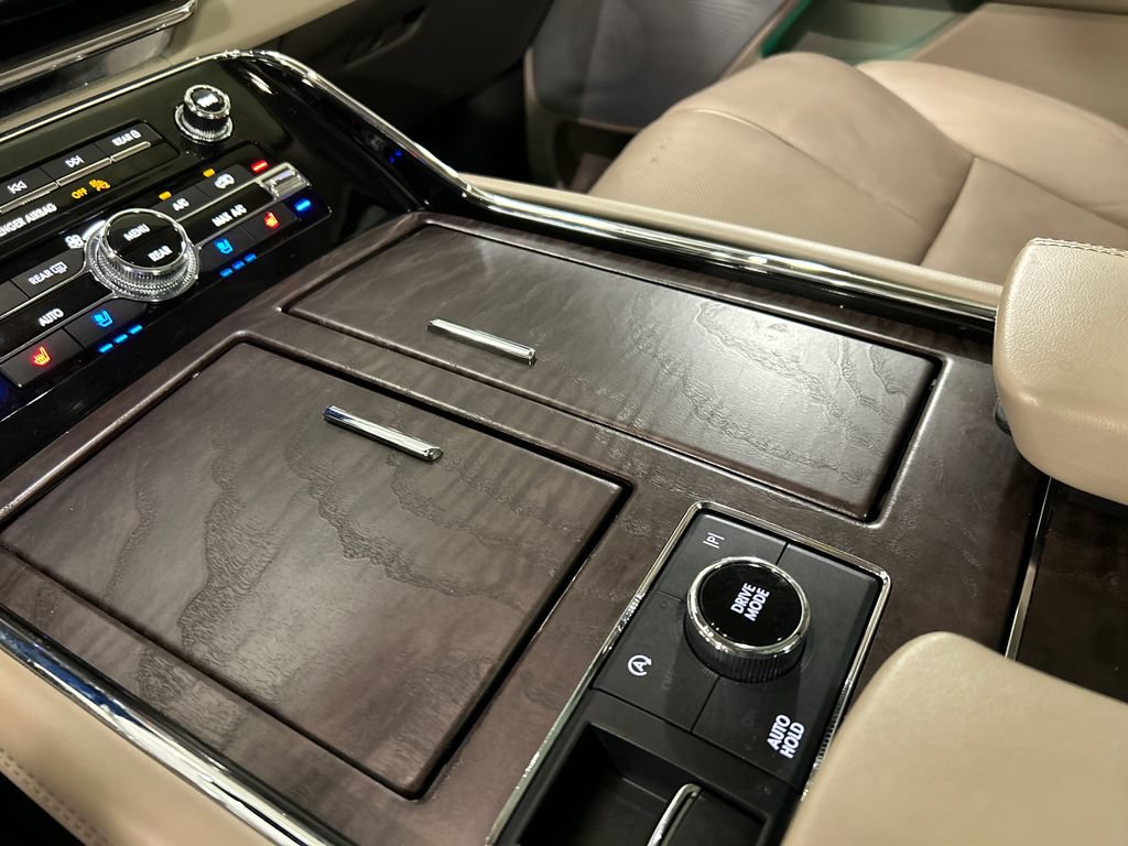 Certified 2022 Lincoln Navigator L Reserve AWD/4WD image 18