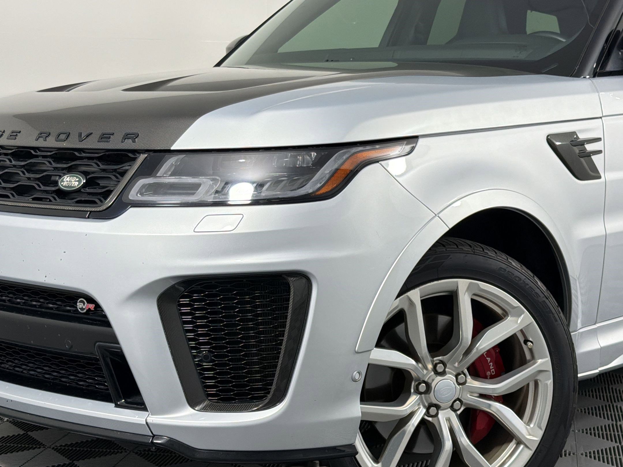 Used 2022 Land Rover Range Rover Sport SVR AWD/4WD image 6