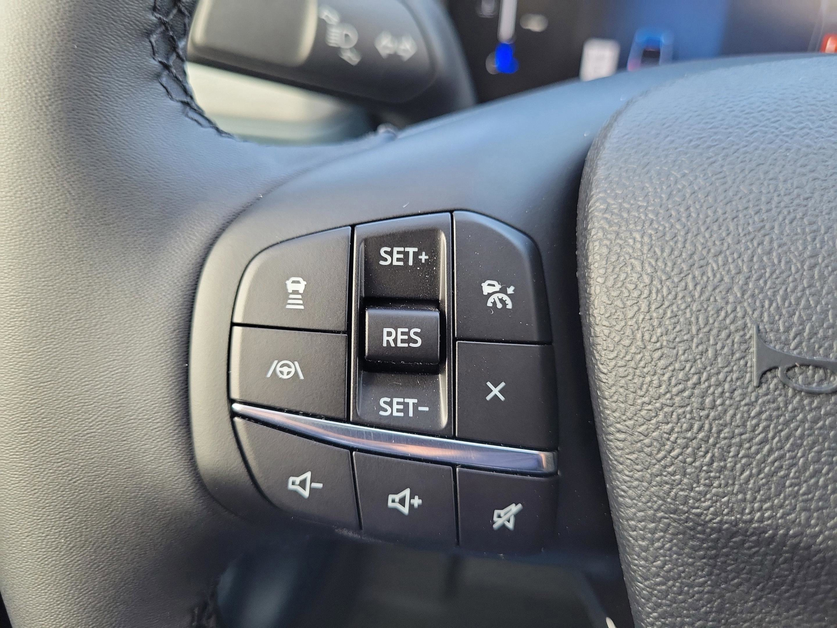 New 2025 Ford Maverick Lariat w/ Black Appearance Package image 20