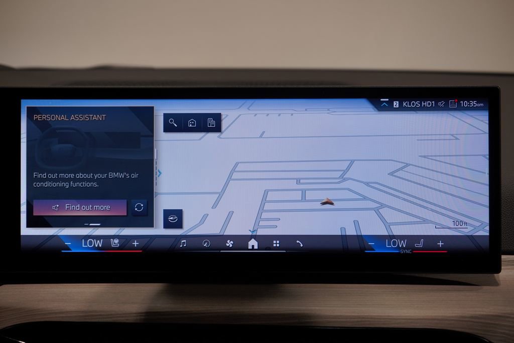 Used 2025 BMW 330i xDrive Sedan image 12