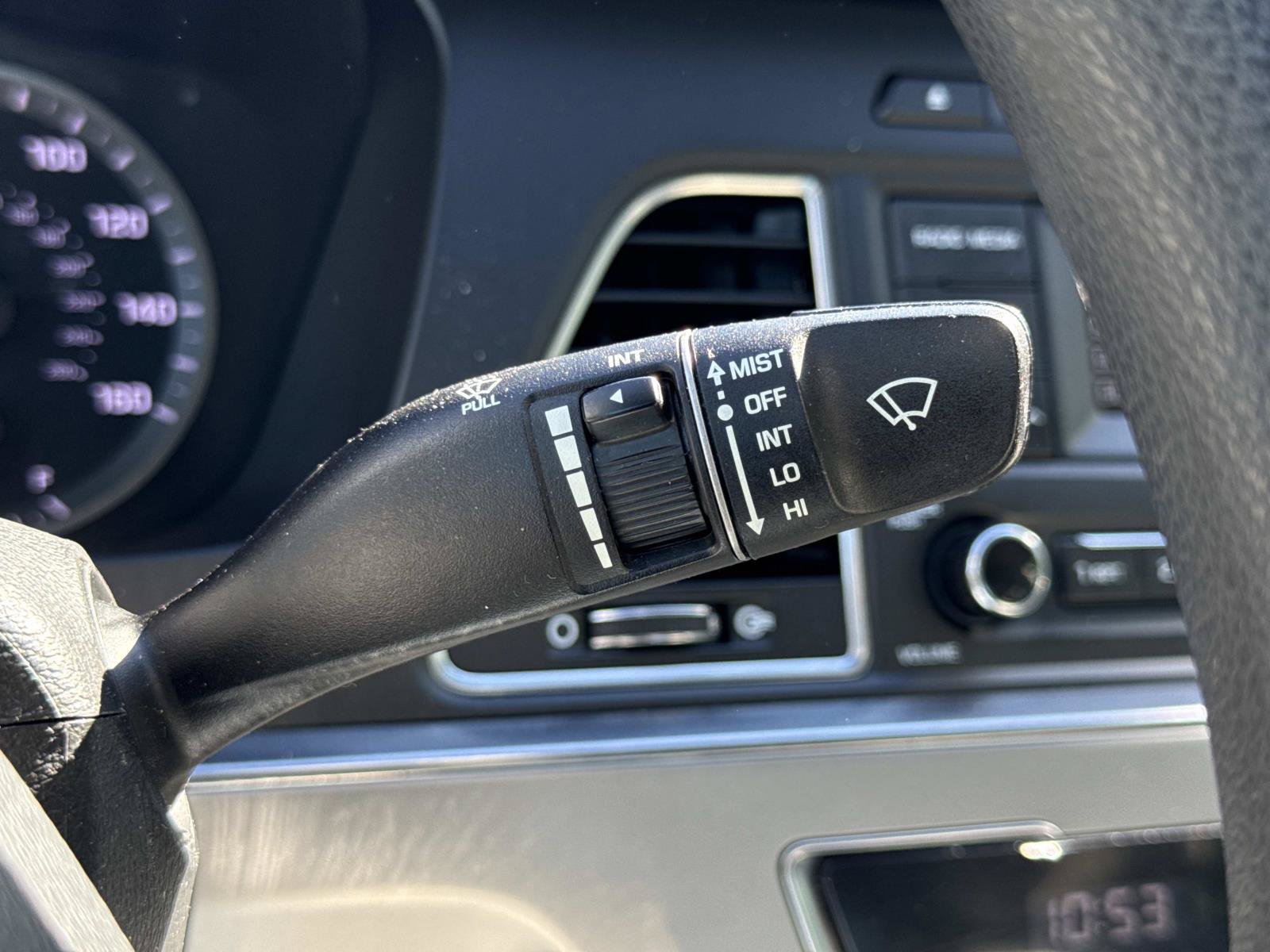 Used 2017 Hyundai Sonata SE FWD image 16