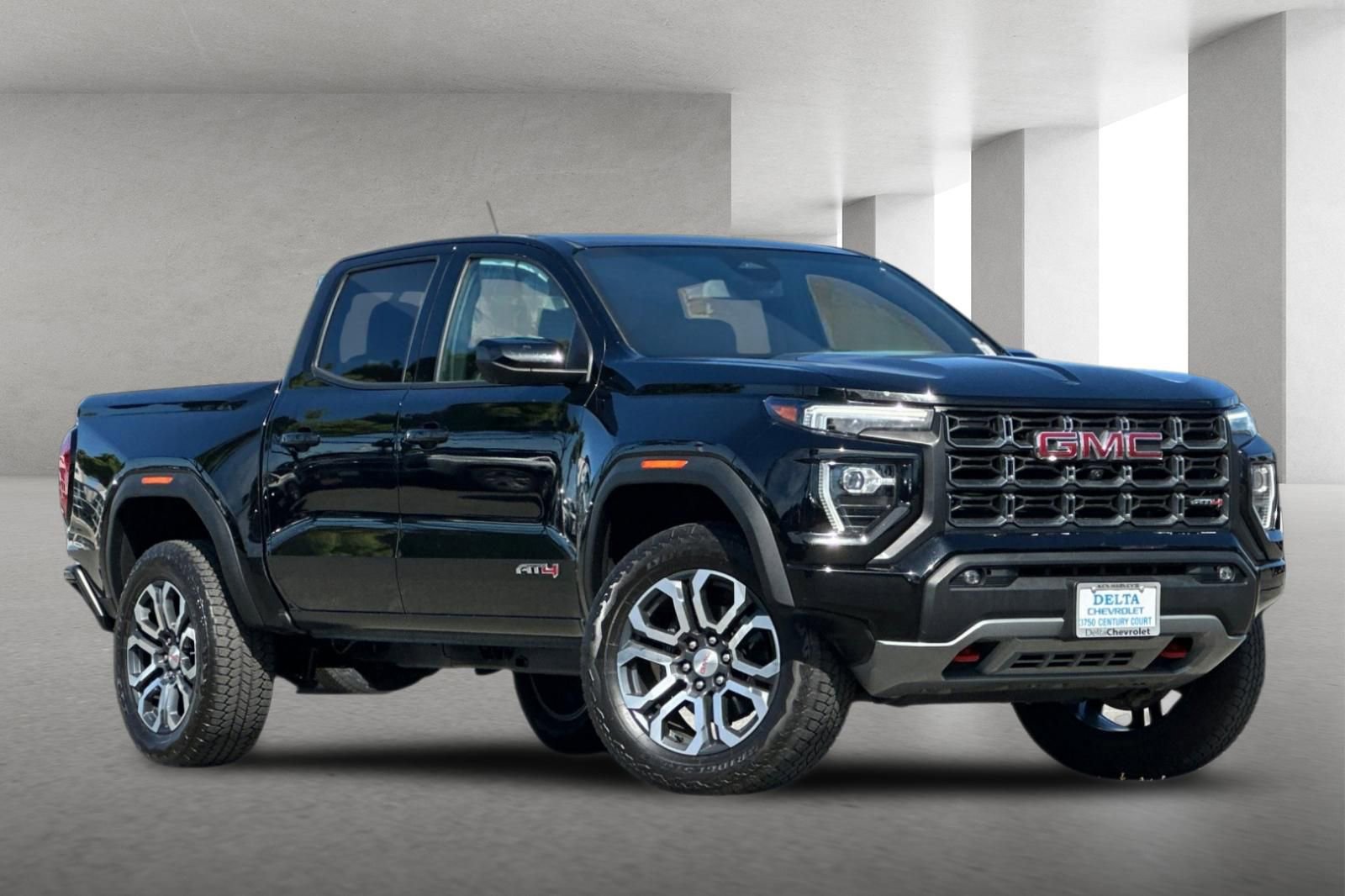 Used 2024 GMC Canyon AT4 w/ AT4 Premium Package