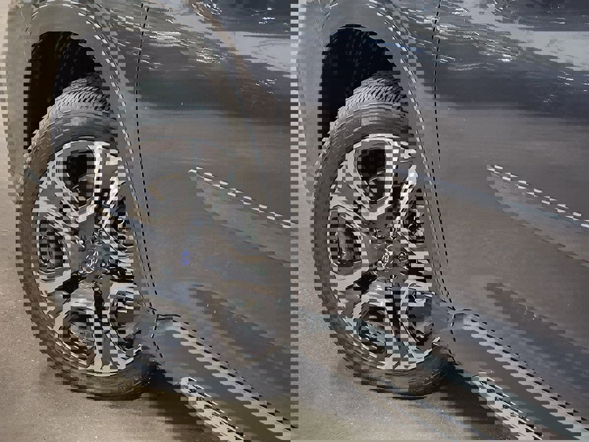 Used 2023 Subaru Ascent Limited w/ Technology Package image 23